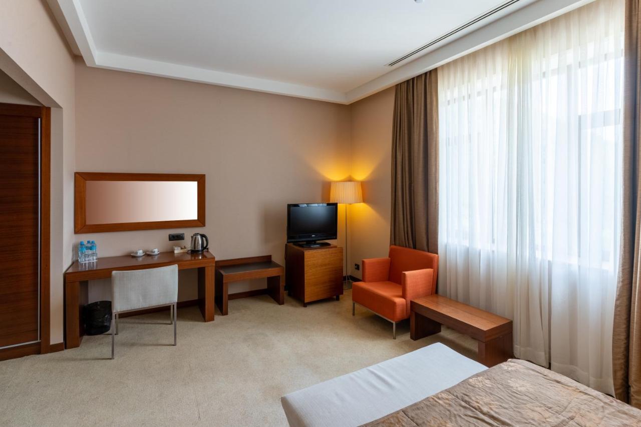 Qafqaz Resort Hotel Gabala Exteriör bild